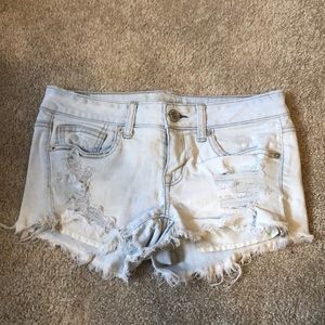 American Eagle Light Wash Jean Shorts